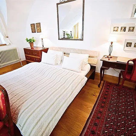 Salzburg Place To Stay Exterior photo