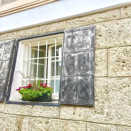 Salzburg Place To Stay Exterior photo